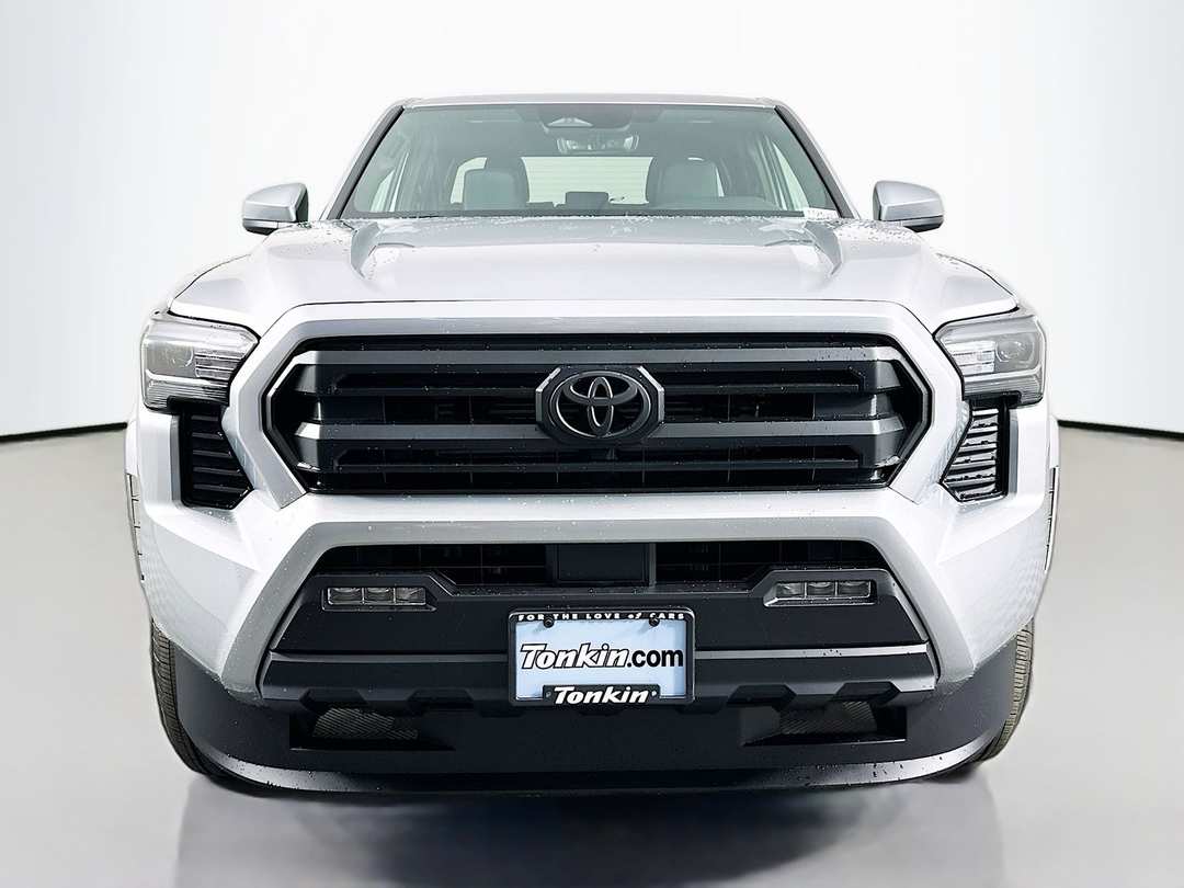 2025 Toyota Tacoma SR5 - Image 2