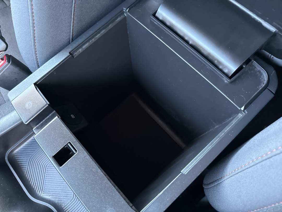 2025 Ford Explorer Active - Image 39