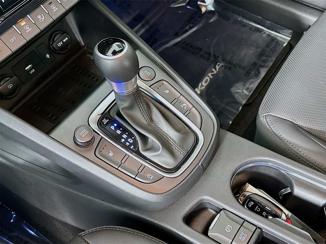 2023 Hyundai Kona Limited - Image 17