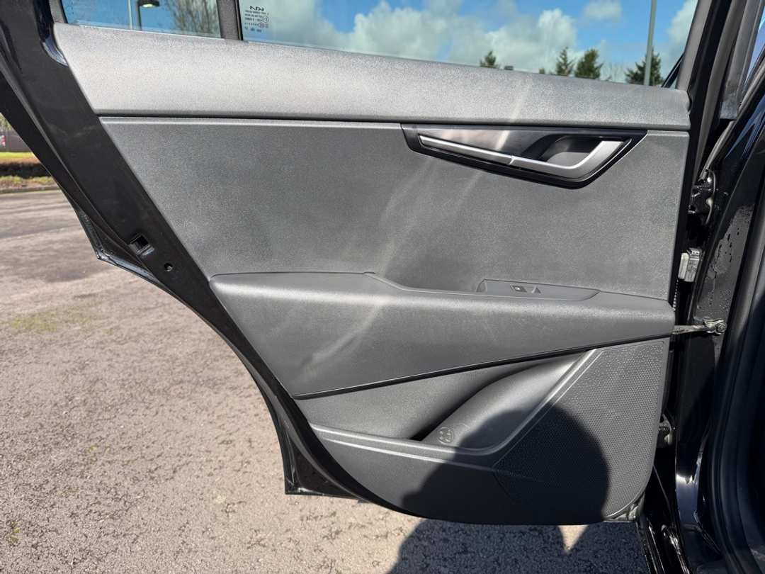 2024 Kia Niro LX - Image 30