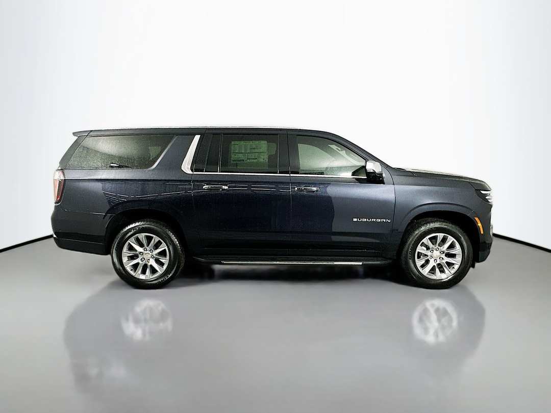 2025 Chevrolet Suburban Premier - Image 8