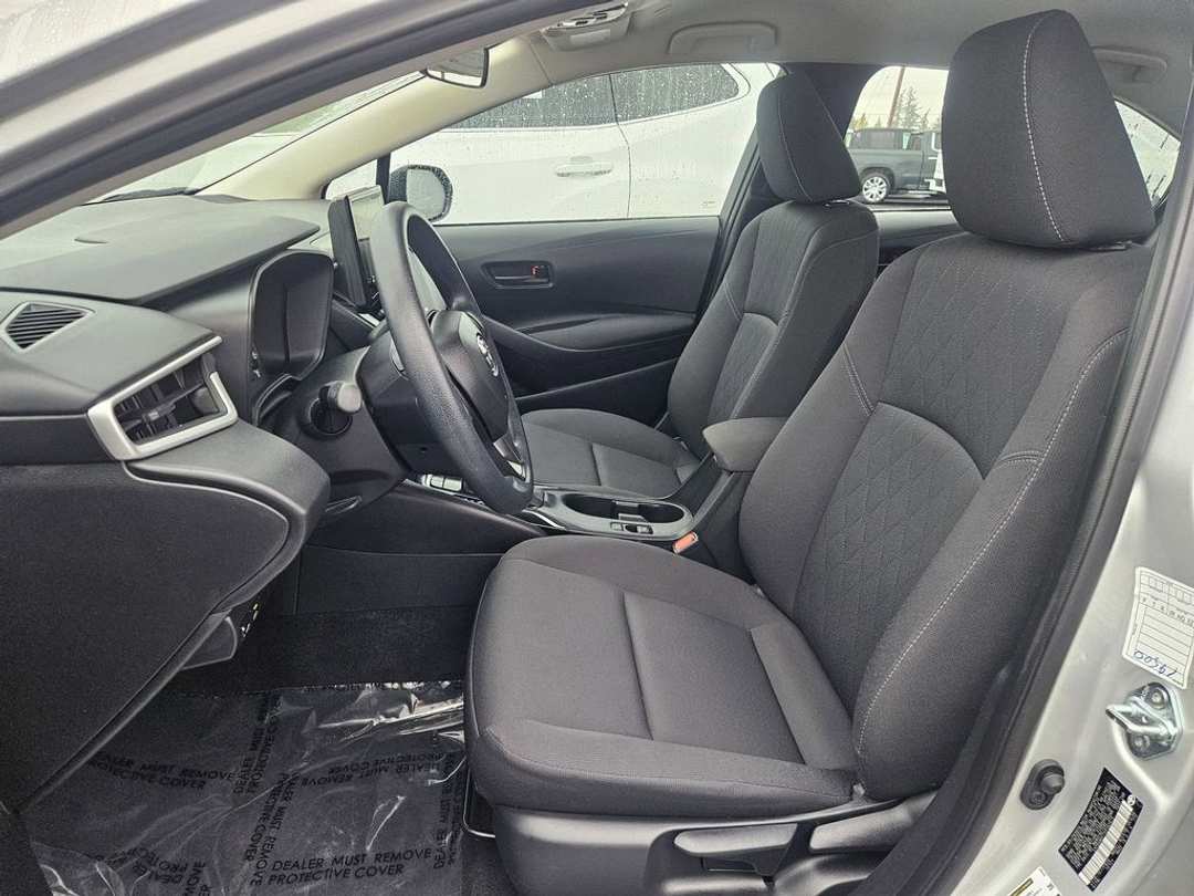 2025 Toyota Corolla LE - Image 14