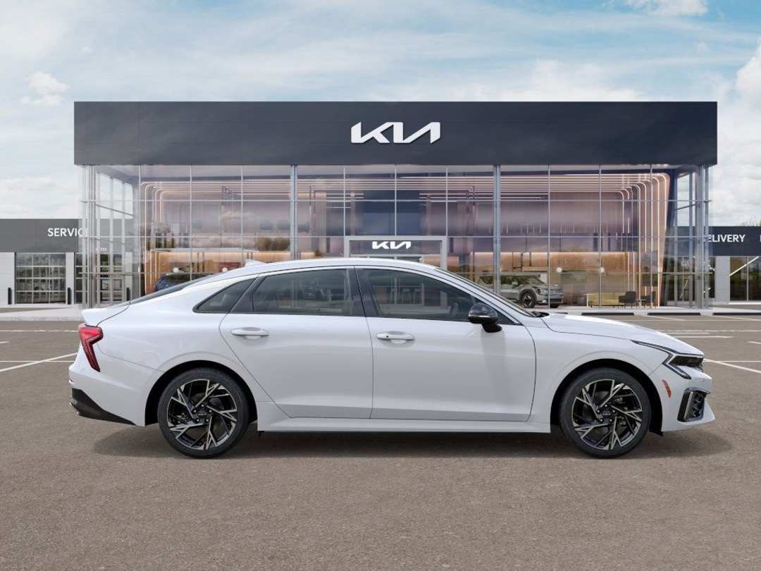 2026 Kia K5 GTLine - Image 7