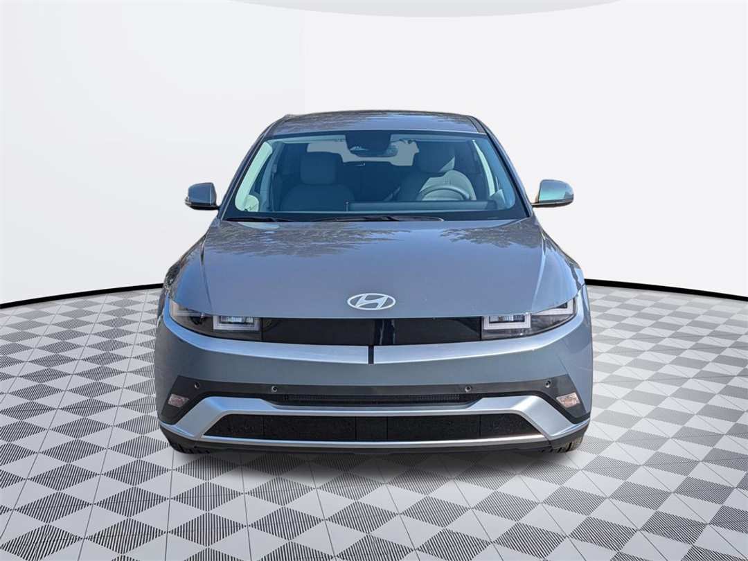 2026 Hyundai Ioniq 5 SEL - Image 9