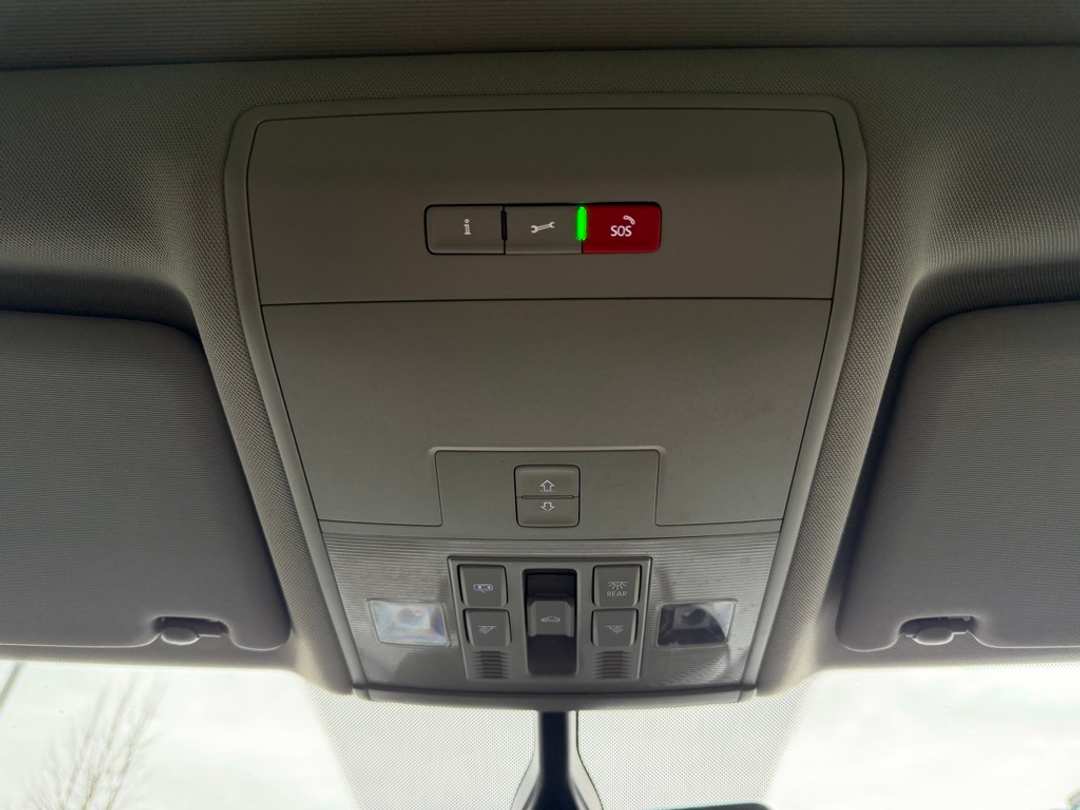 2023 Volkswagen Atlas 3.6L V6 SE w/Technology - Image 30