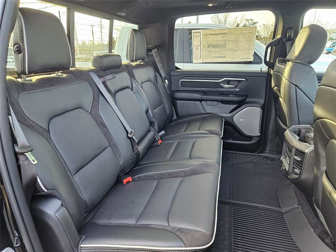2026 Ram 1500 Laramie - Image 35