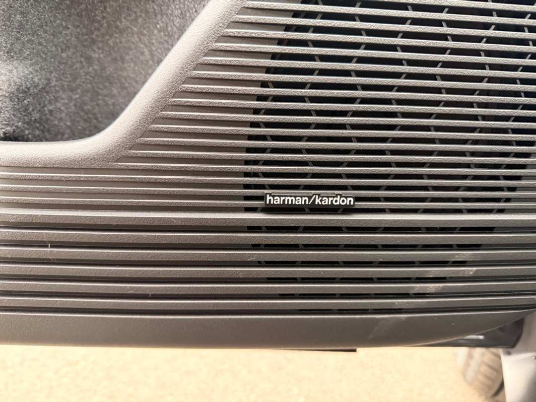 2026 Subaru Outback Limited XT - Image 13