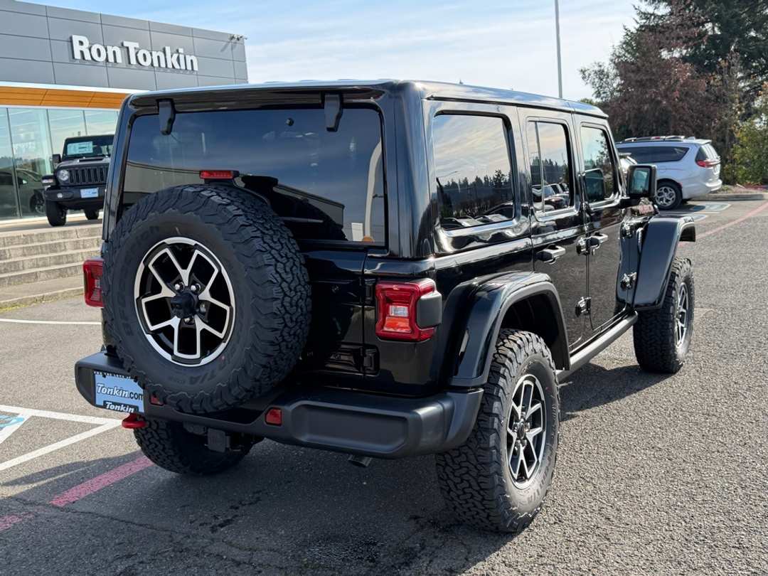 2026 Jeep Wrangler Rubicon - Image 8