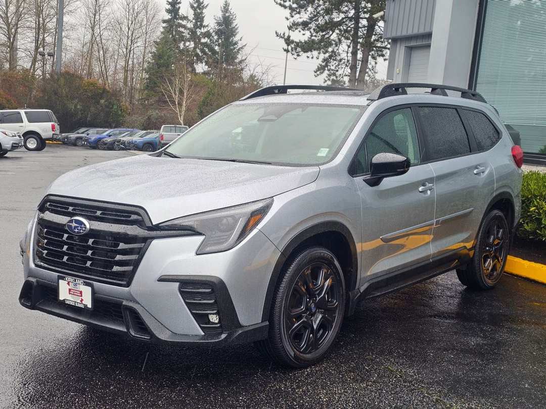 2025 Subaru Ascent Onyx Edition Touring - Image 3