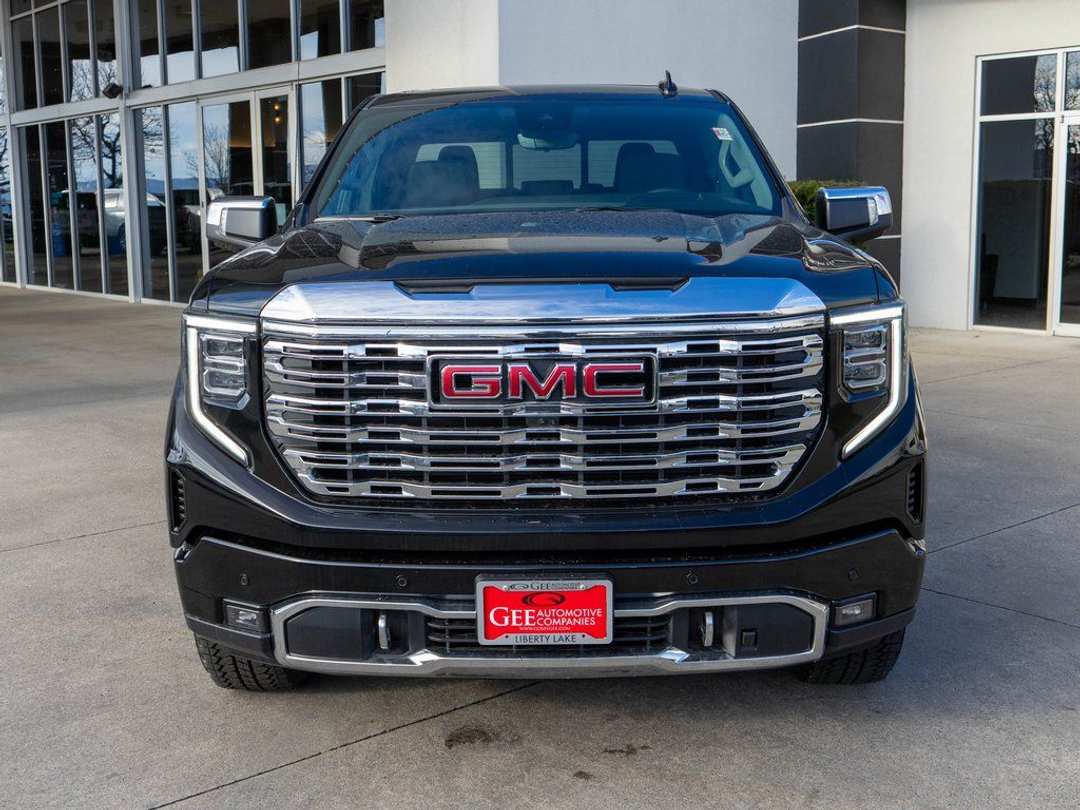 2026 GMC Sierra 1500 Denali - Image 2