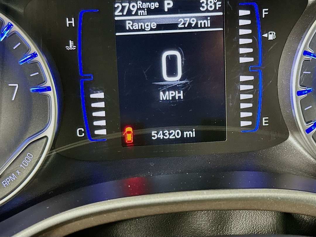 2023 Chrysler Voyager LX - Image 13