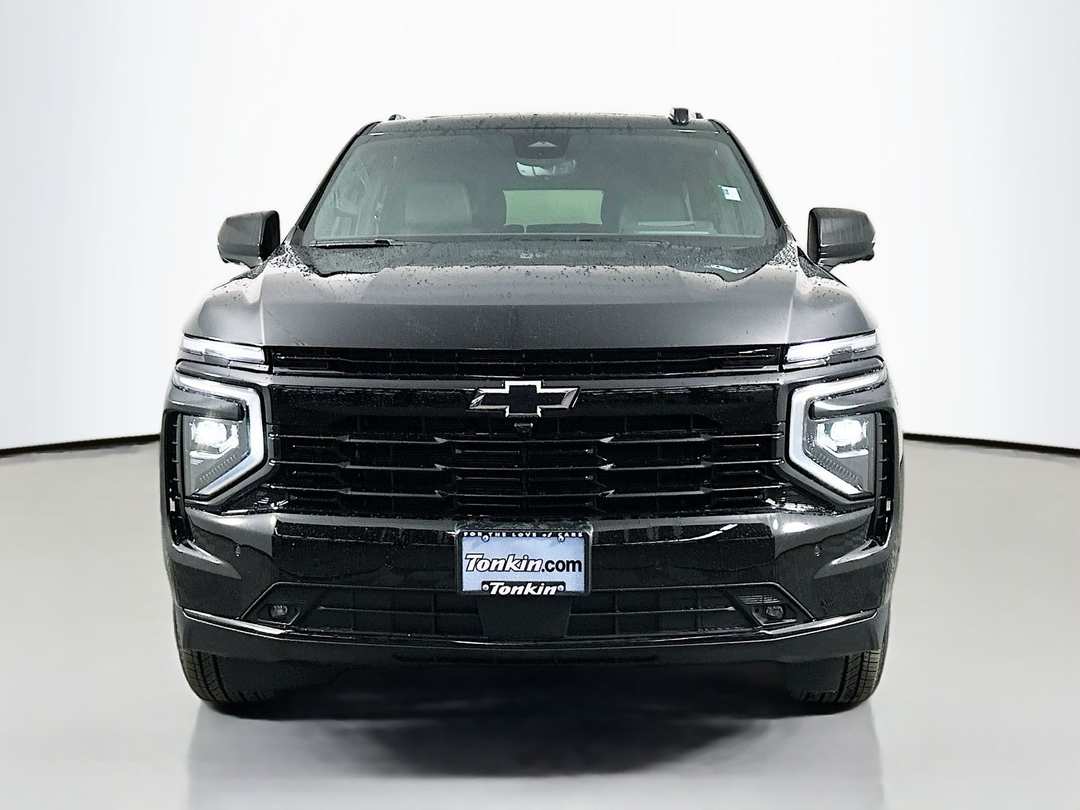 2026 Chevrolet Suburban RST - Image 2