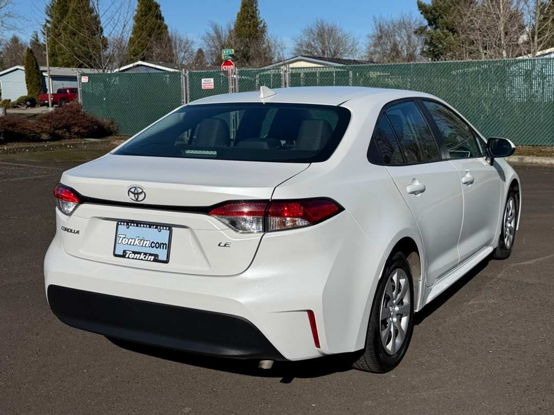 2024 Toyota Corolla LE - Image 8