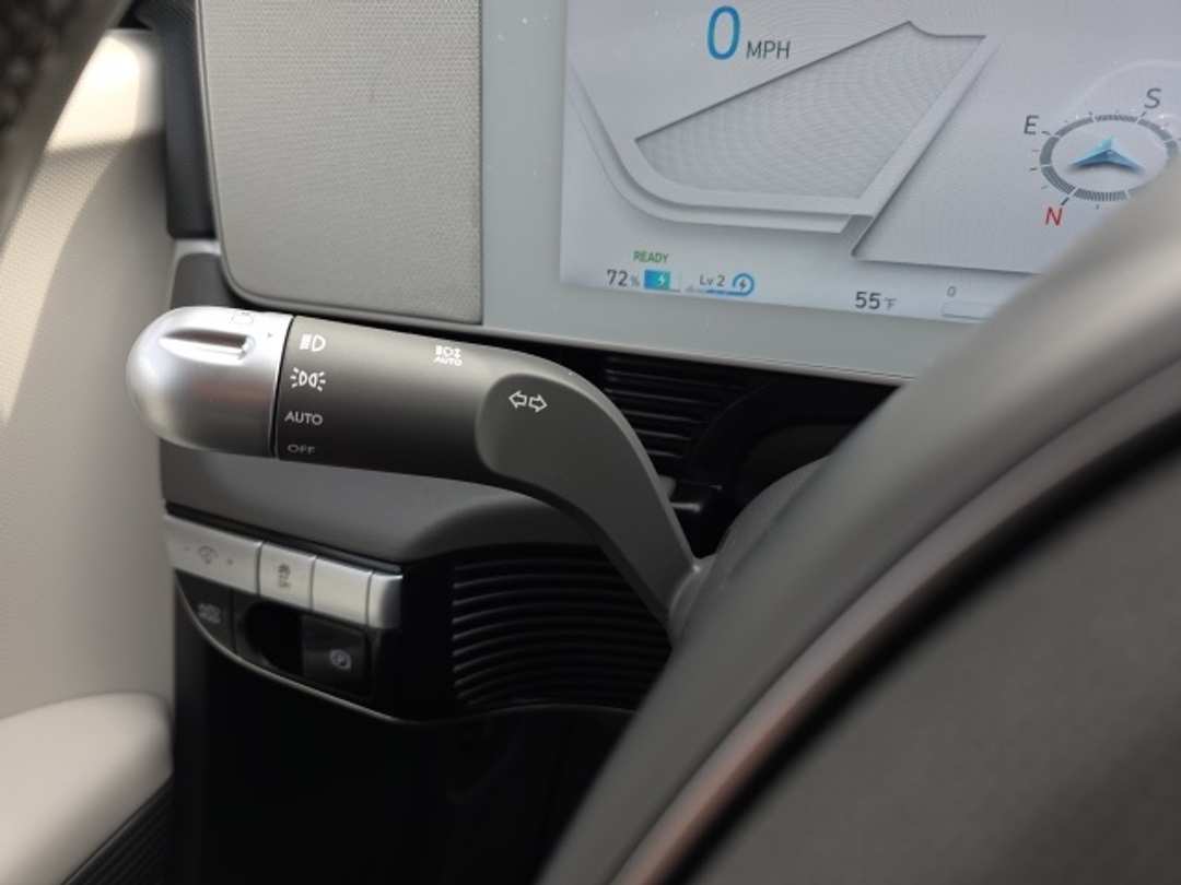 2023 Hyundai Ioniq 5 SE - Image 15