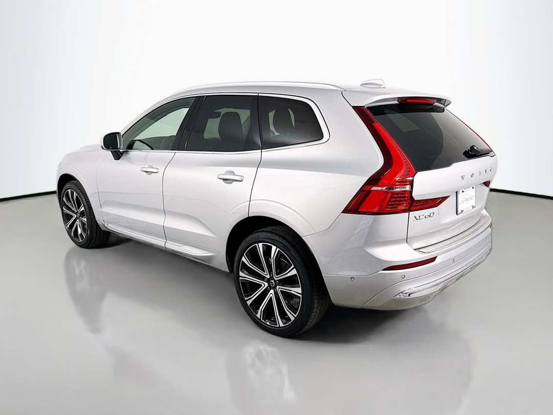 2023 Volvo Xc60 B5 Ultimate Bright Theme - Image 3