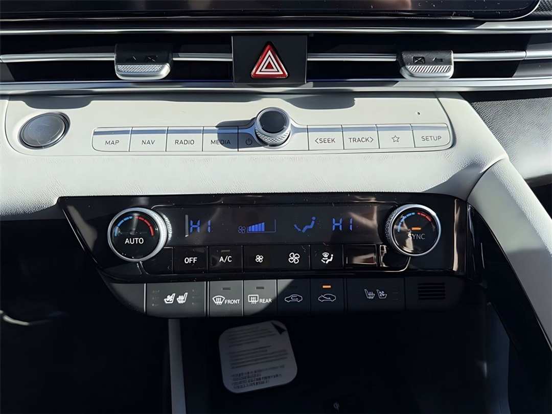 2026 Hyundai Elantra Limited - Image 23