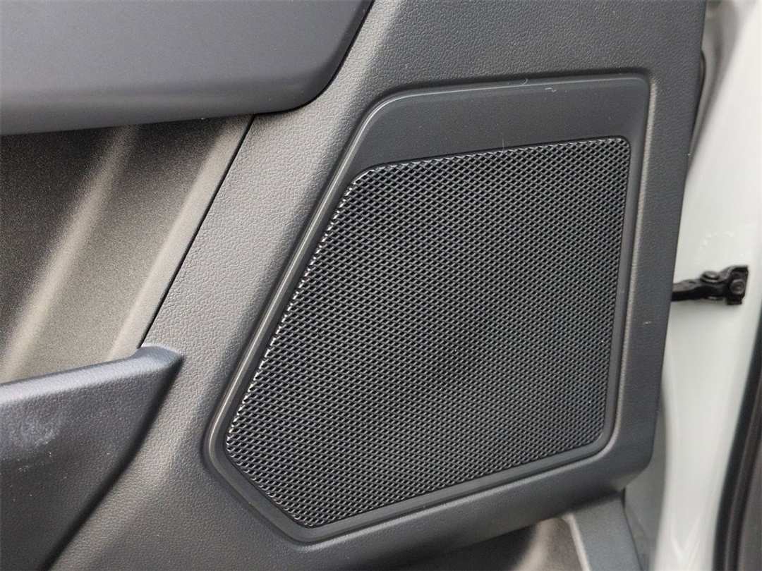 2026 Ford F-150 XLT - Image 11