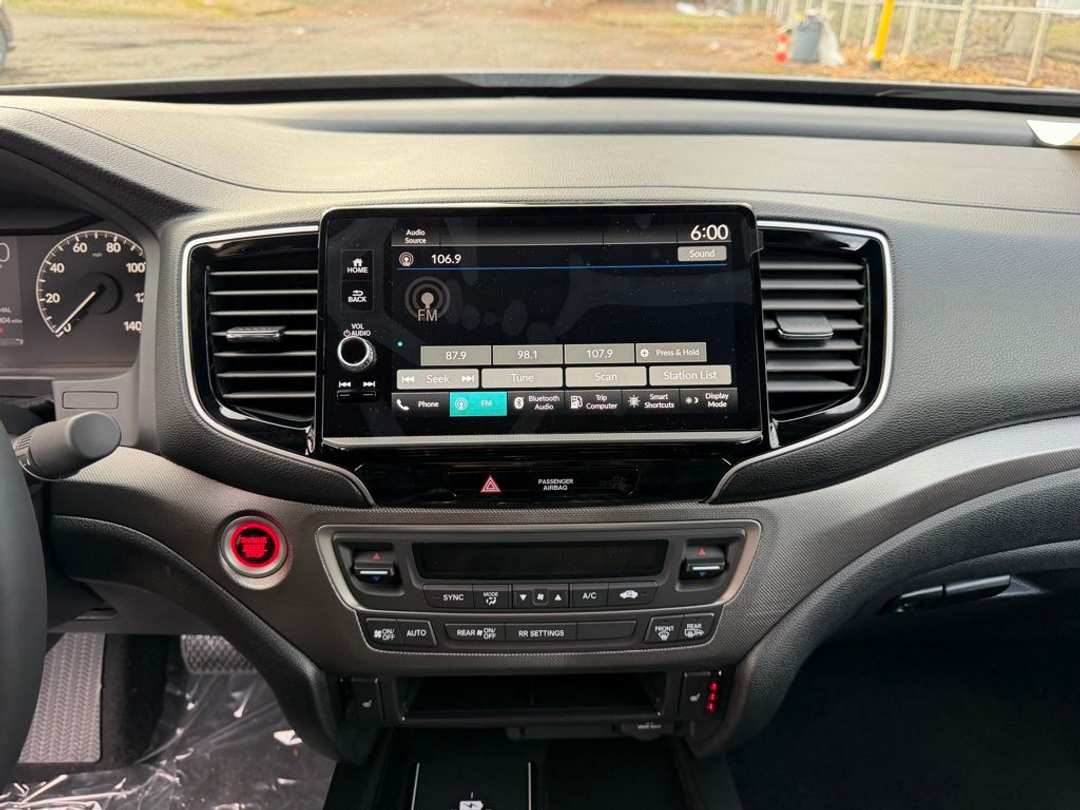 2026 Honda Ridgeline RTL - Image 20