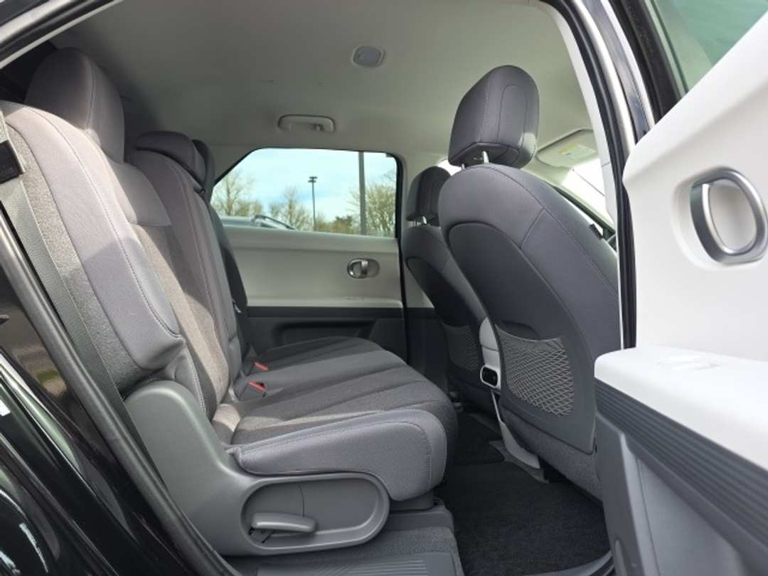 2023 Hyundai Ioniq 5 SE - Image 25