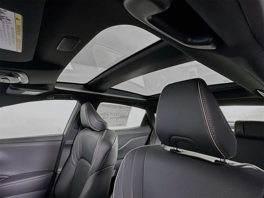 2026 Toyota Crown Platinum - Image 23