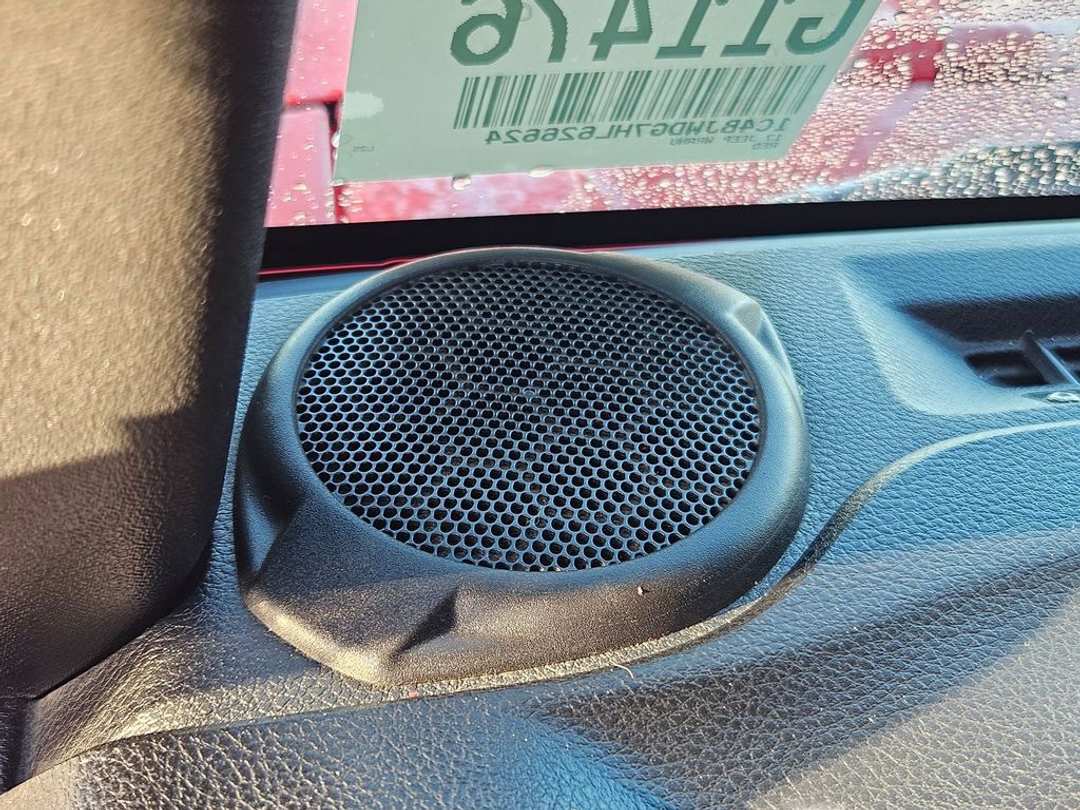 2017 Jeep Wrangler Unlimited Sport - Image 12