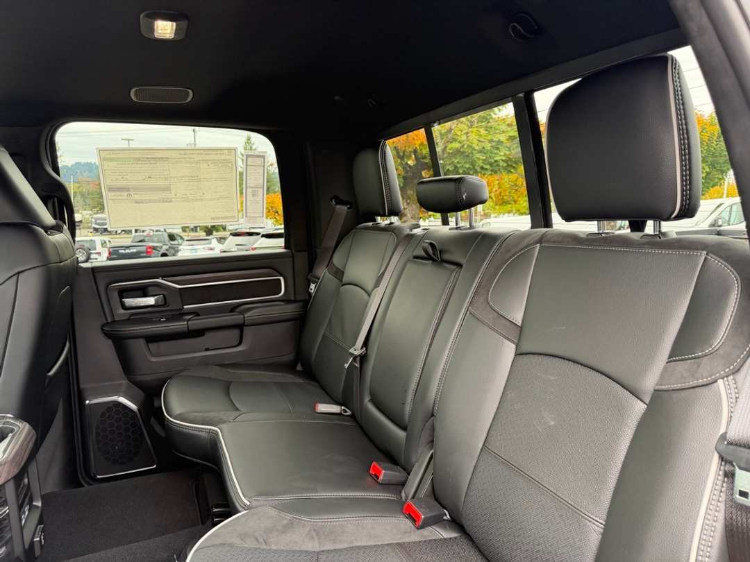 2026 Ram 2500 Laramie - Image 27