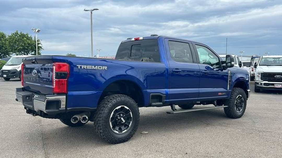 2026 Ford F-250Sd Lariat - Image 3