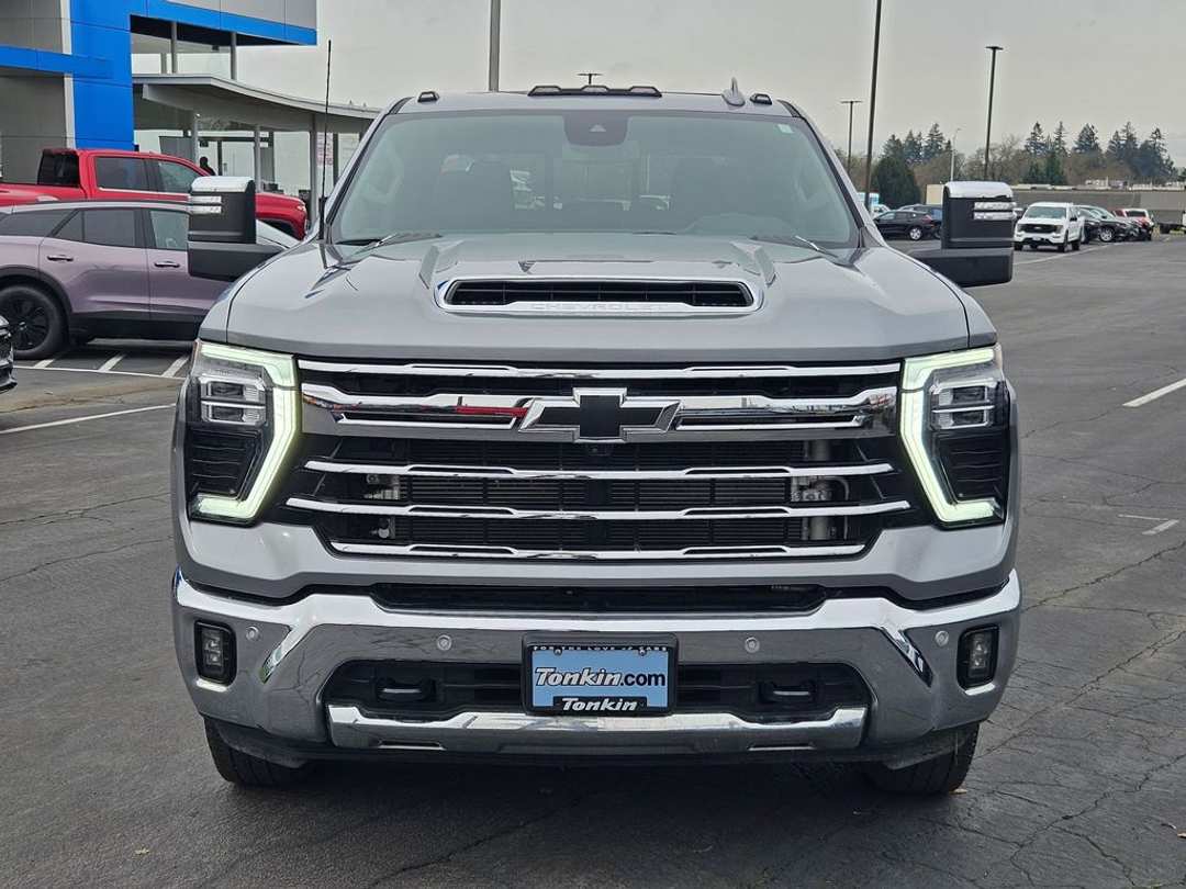 2024 Chevrolet Silverado 3500Hd LTZ - Image 9