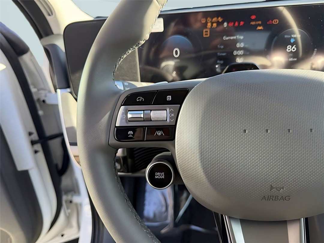 2026 Hyundai Ioniq 5 SEL - Image 16