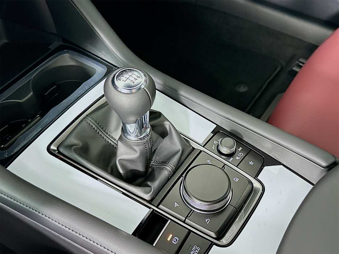 2026 MAZDA Mazda3 2.5 S Premium - Image 17