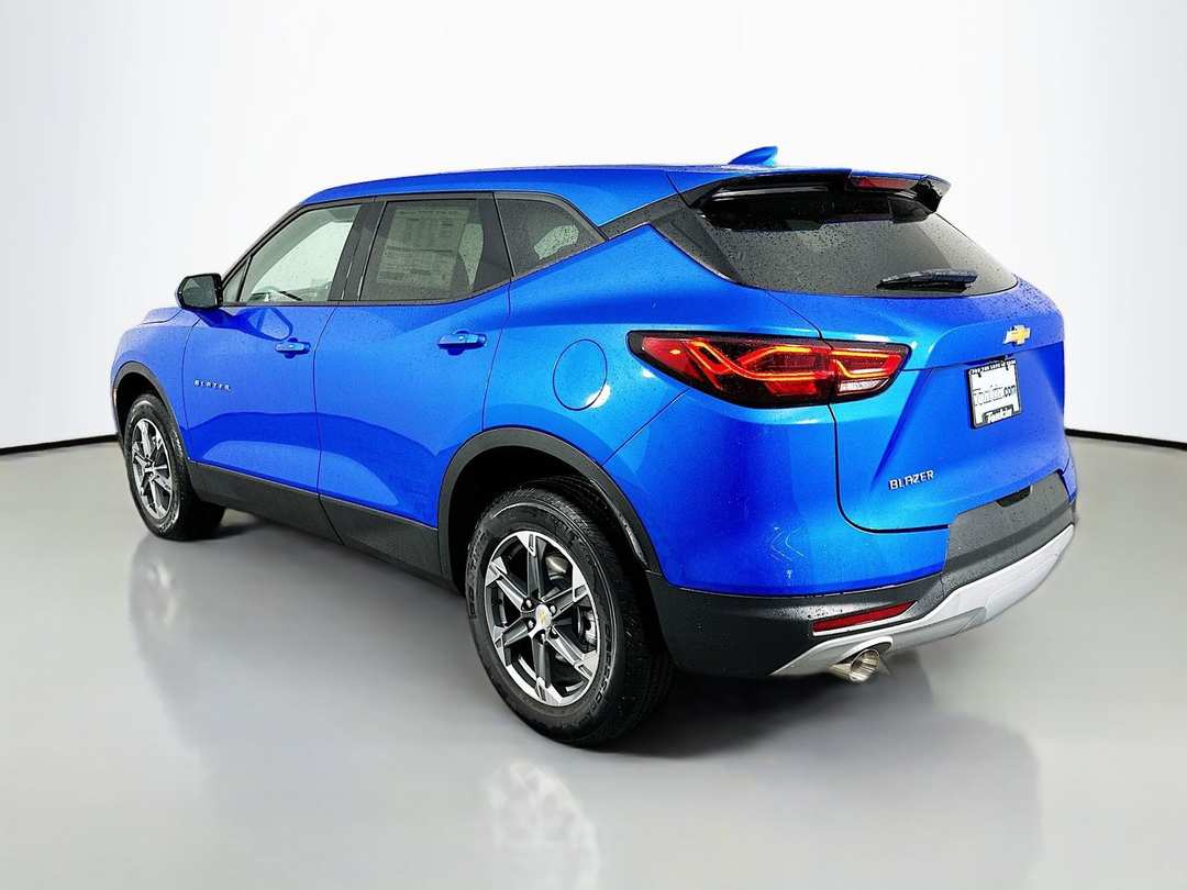 2025 Chevrolet Blazer LT - Image 6