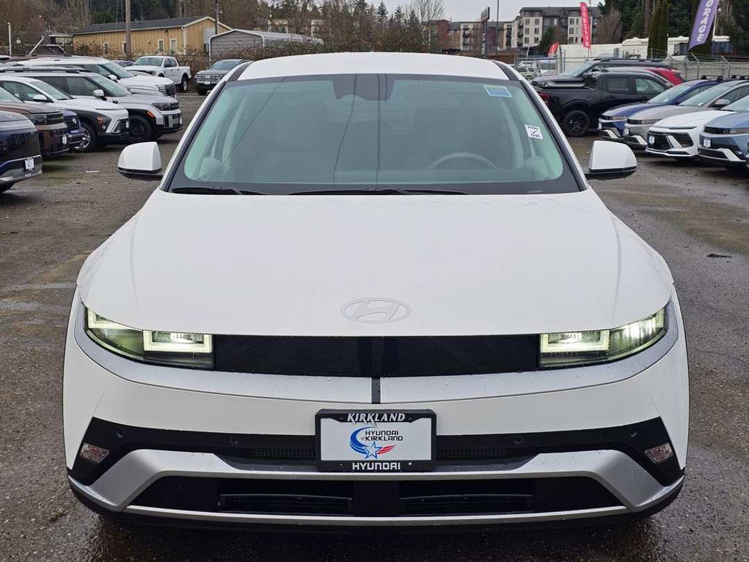 2026 Hyundai Ioniq 5 SEL - Image 2