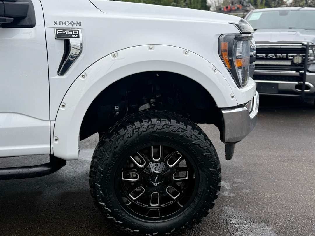 2023 Ford F-150 XLT - Image 19