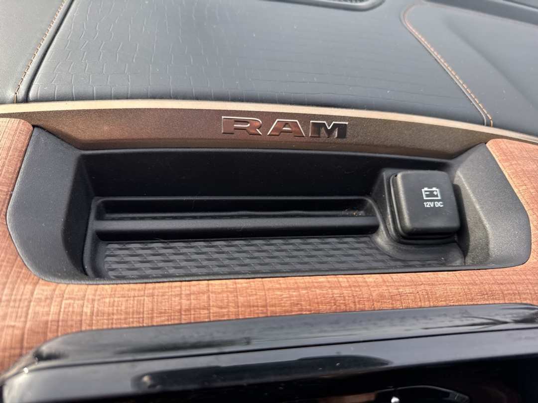2022 Ram 1500 Laramie Longhorn - Image 38