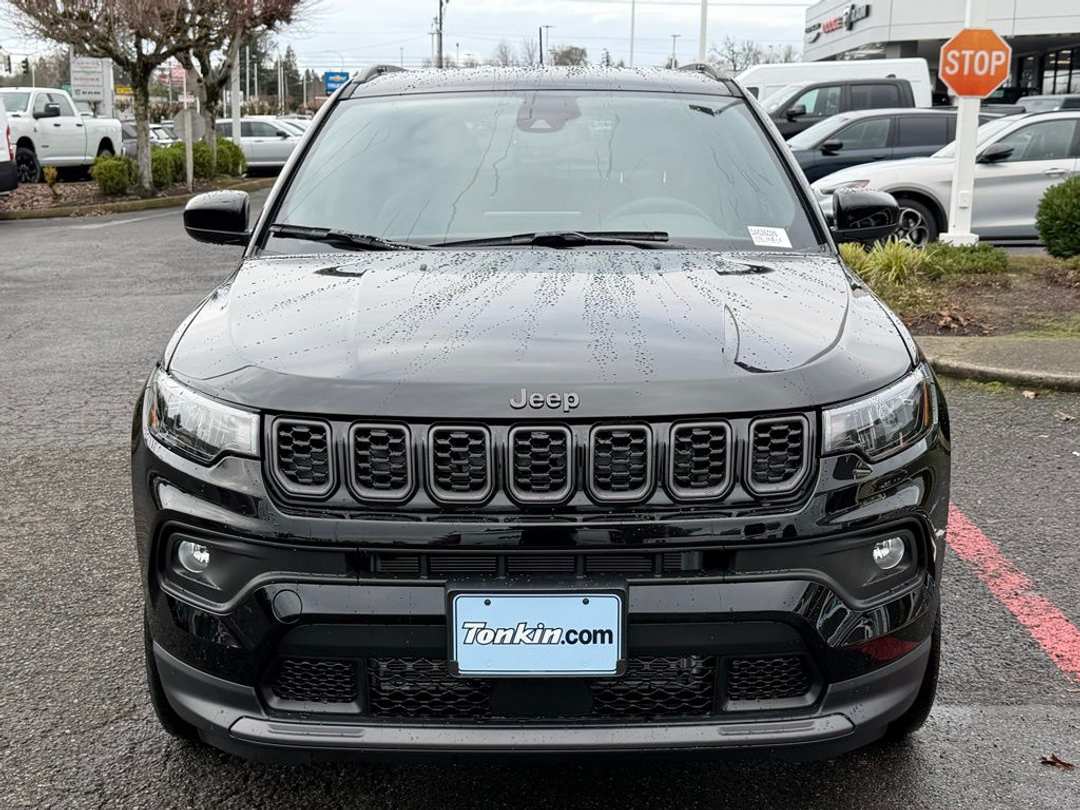 2026 Jeep Compass Latitude - Image 3