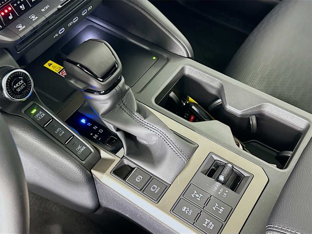 2026 Toyota Land Cruiser Base - Image 17