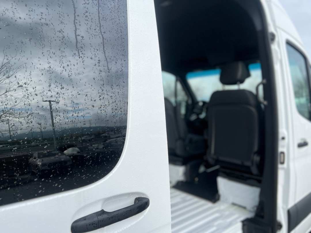 2024 Mercedes-Benz Sprinter 3500 Cargo 170 WB - Image 20