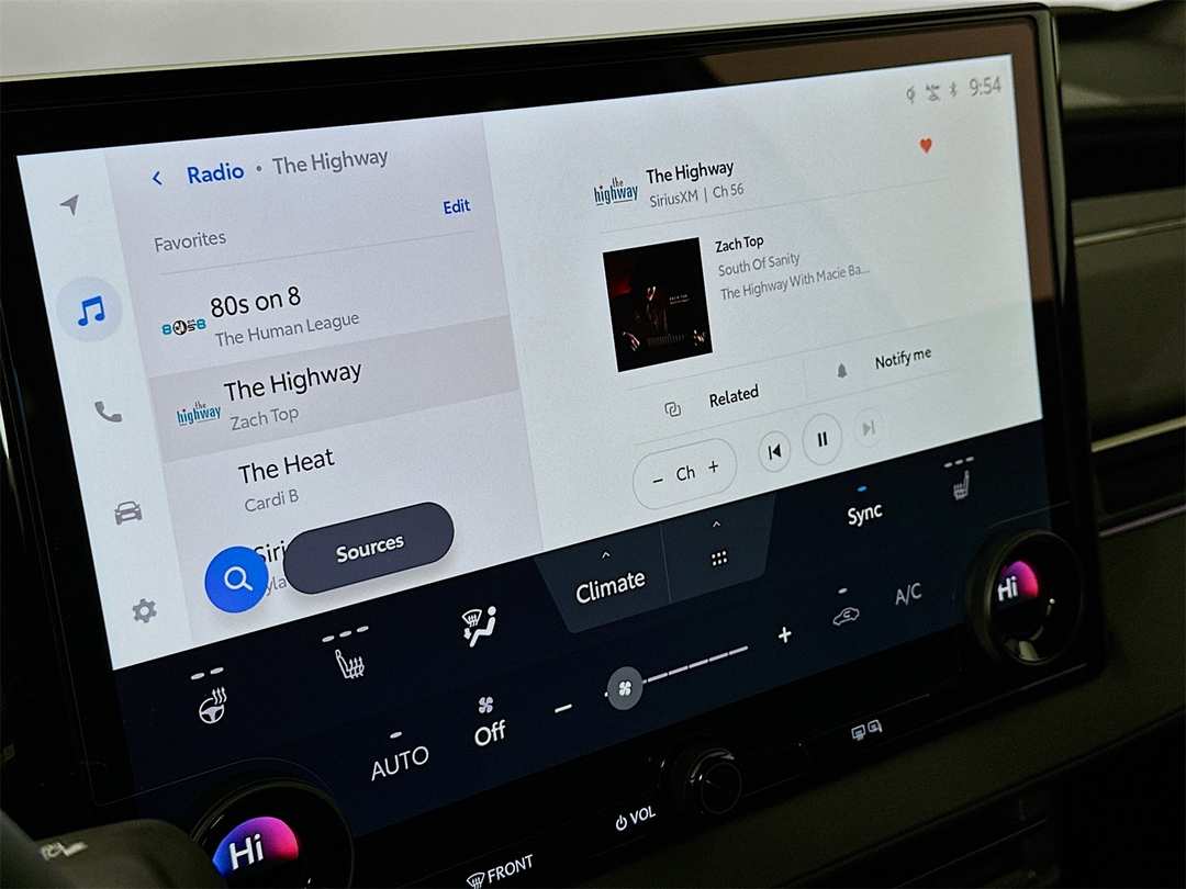 2026 Toyota Bz XLE Plus - Image 15