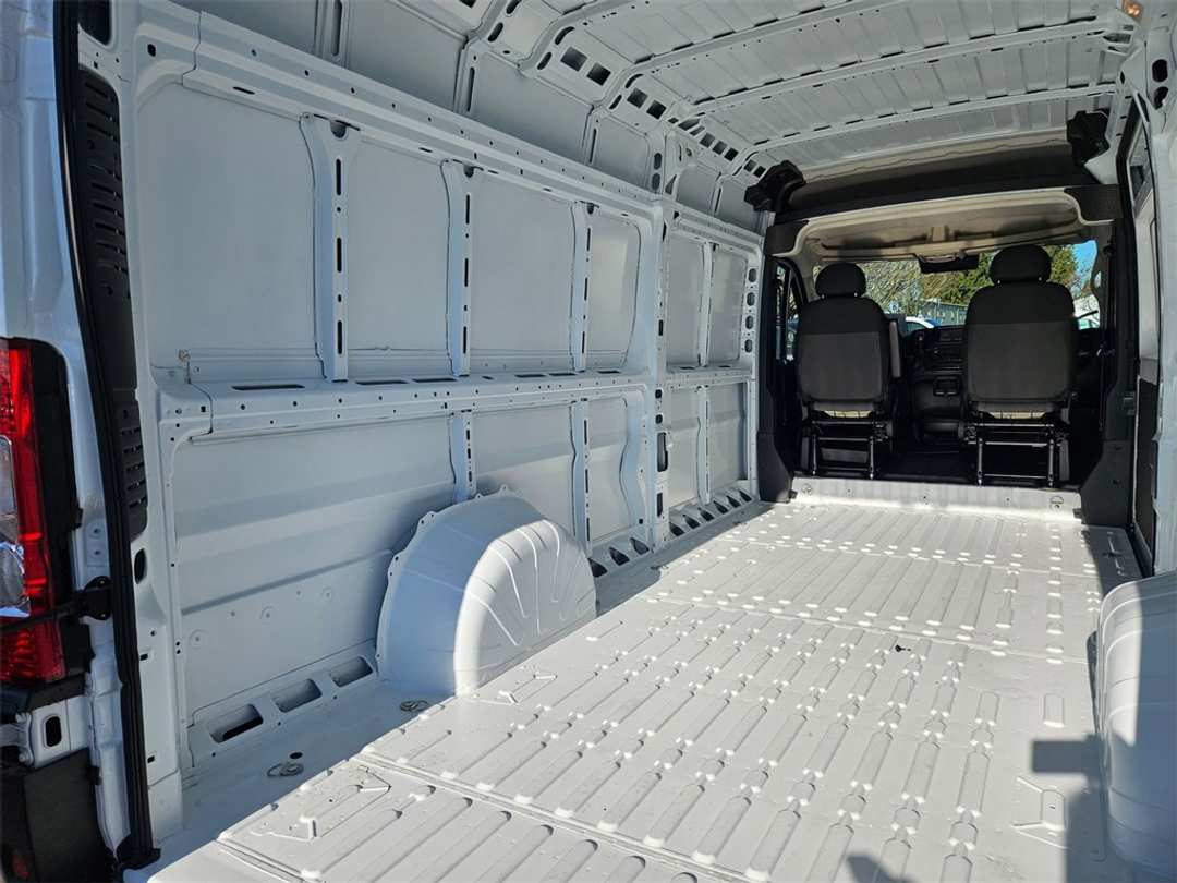 2026 Ram Promaster 3500 High Roof - Image 28