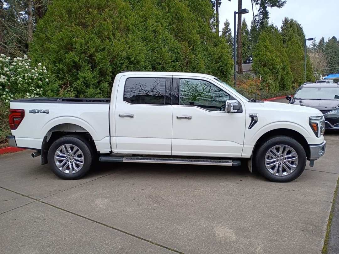 2024 Ford F-150 Lariat - Image 3
