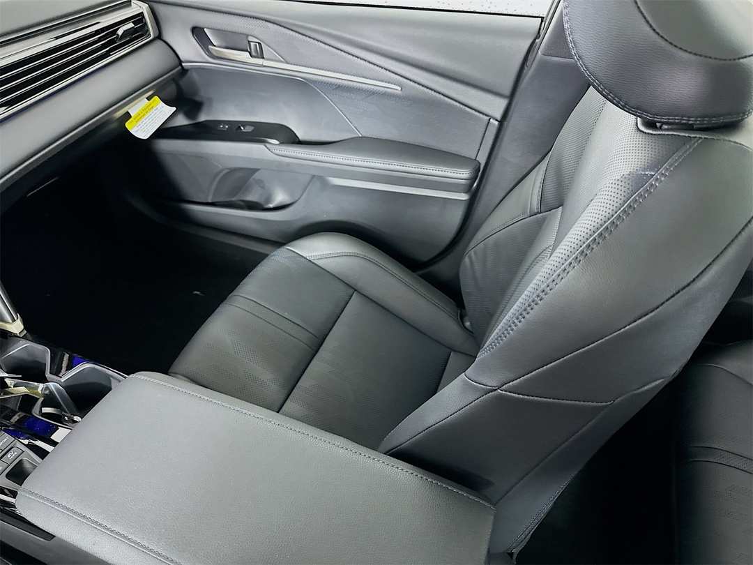 2026 Toyota Camry XSE - Image 25