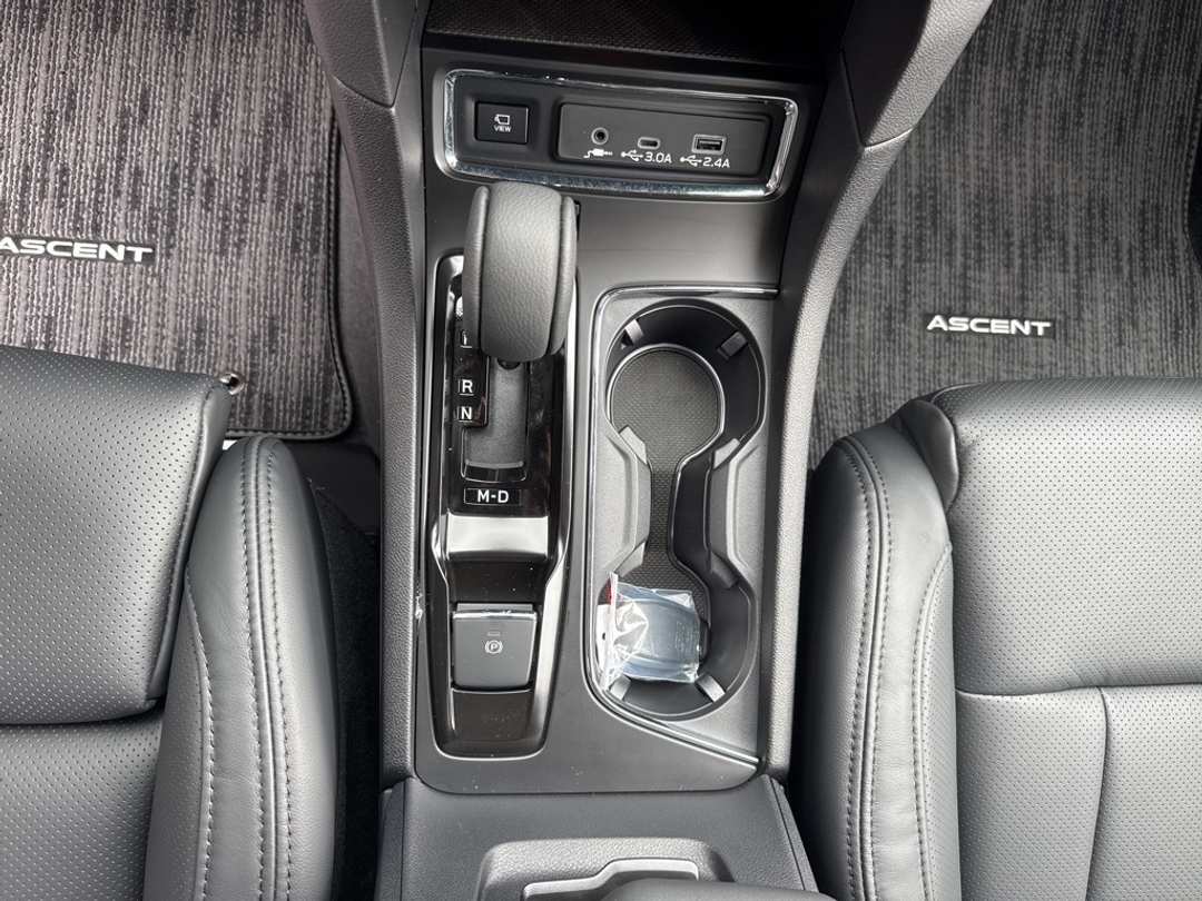 2025 Subaru Ascent Onyx Edition Touring - Image 50
