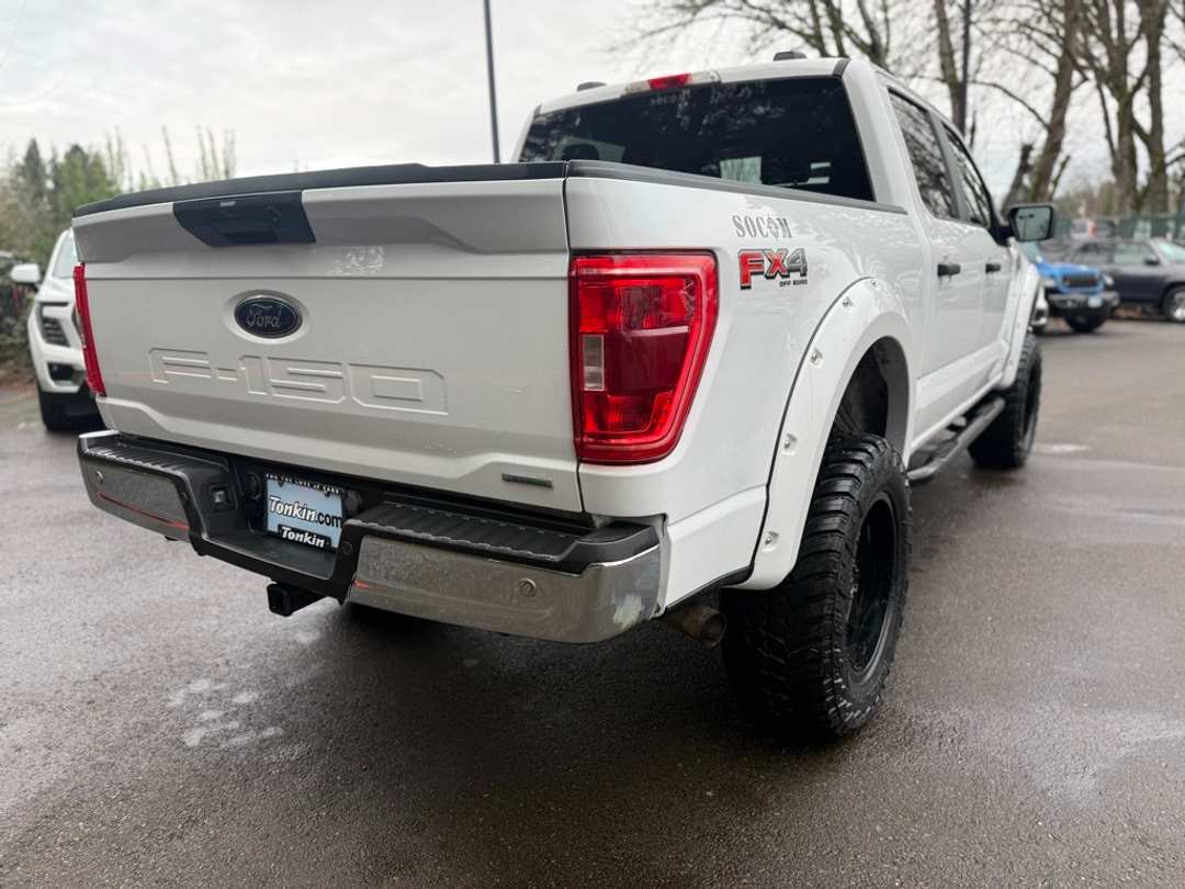 2023 Ford F-150 XLT - Image 12