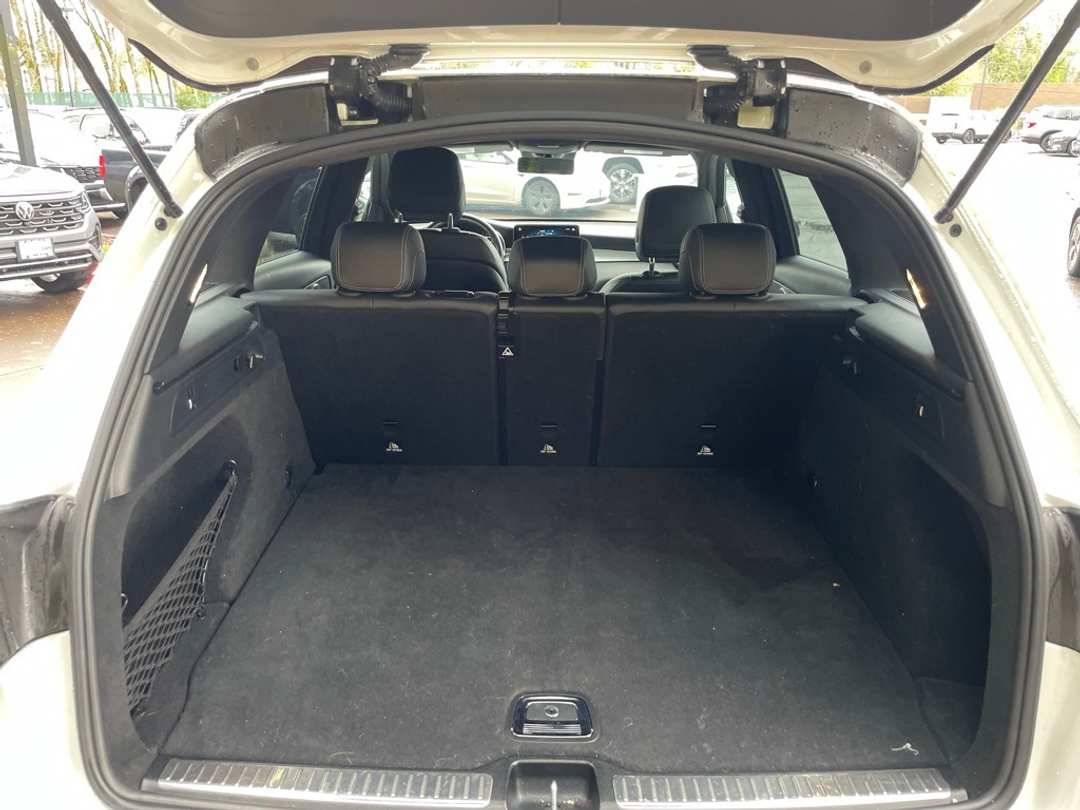 2022 Mercedes-Benz GLC GLC 300 - Image 22