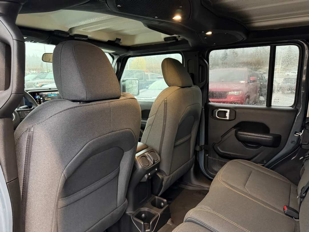 2026 Jeep Wrangler Sport - Image 31