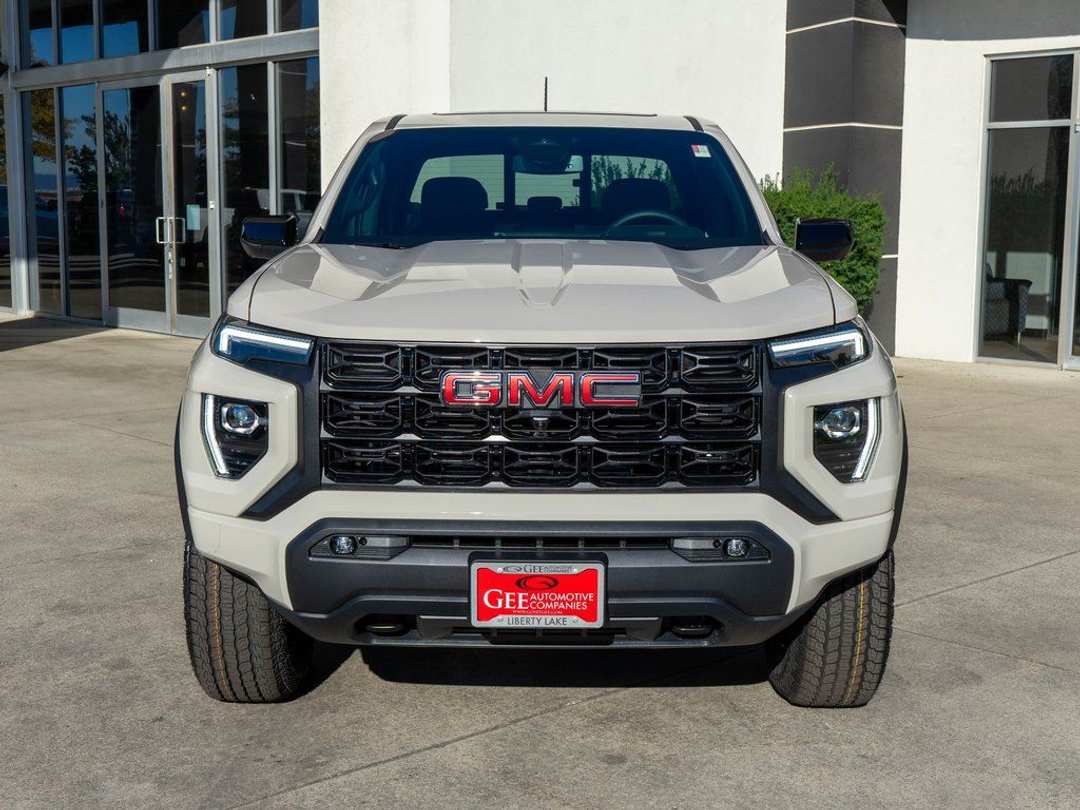 2026 GMC Canyon Elevation - Image 2