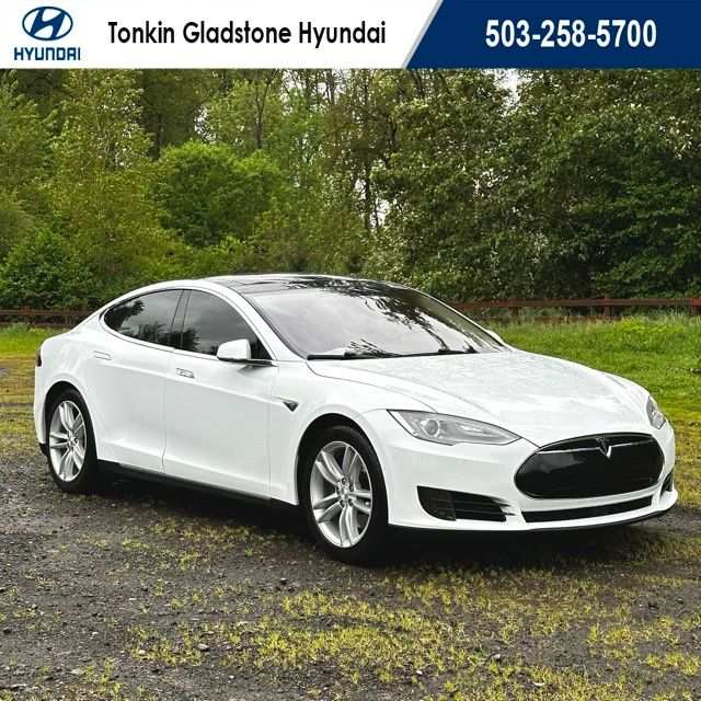 2015 Tesla Model S 70D