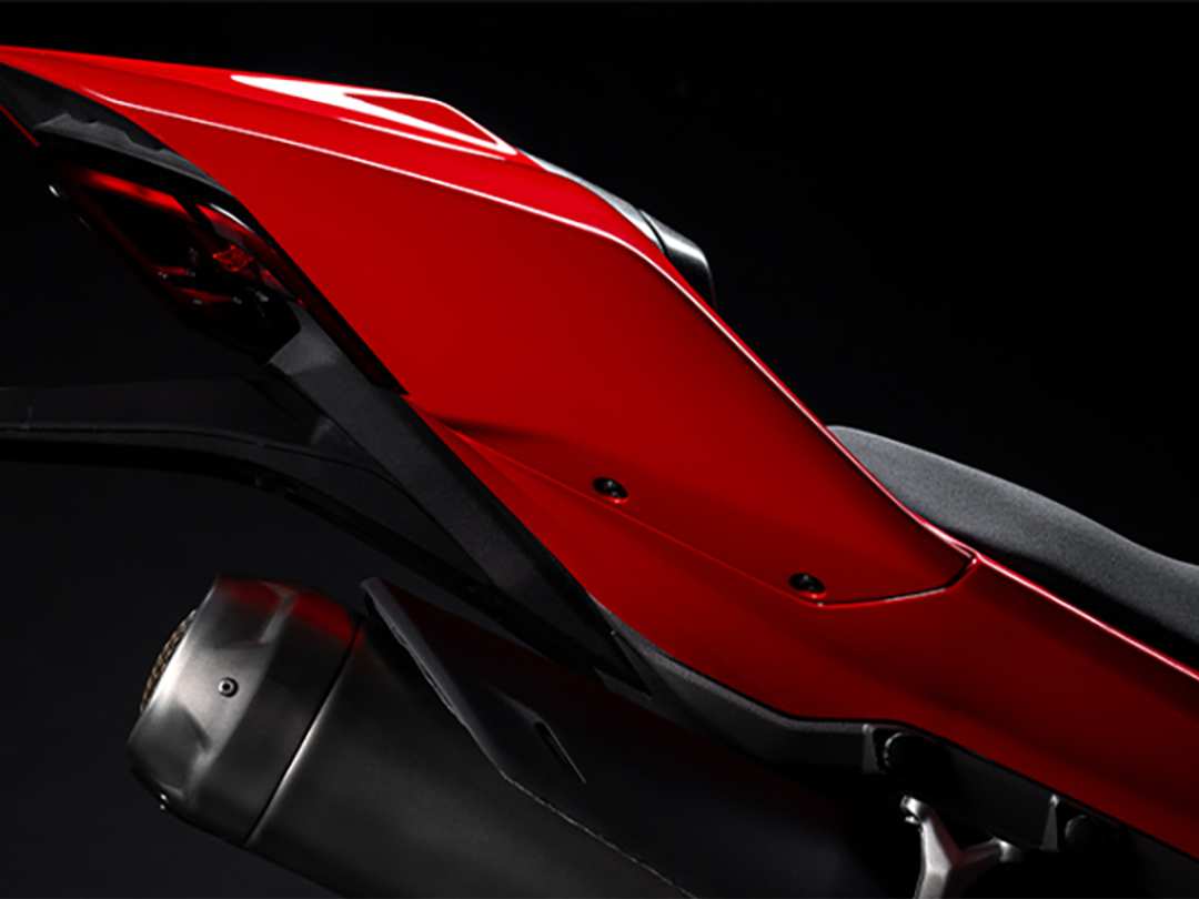 2026 Ducati Panigale V2 - Image 18