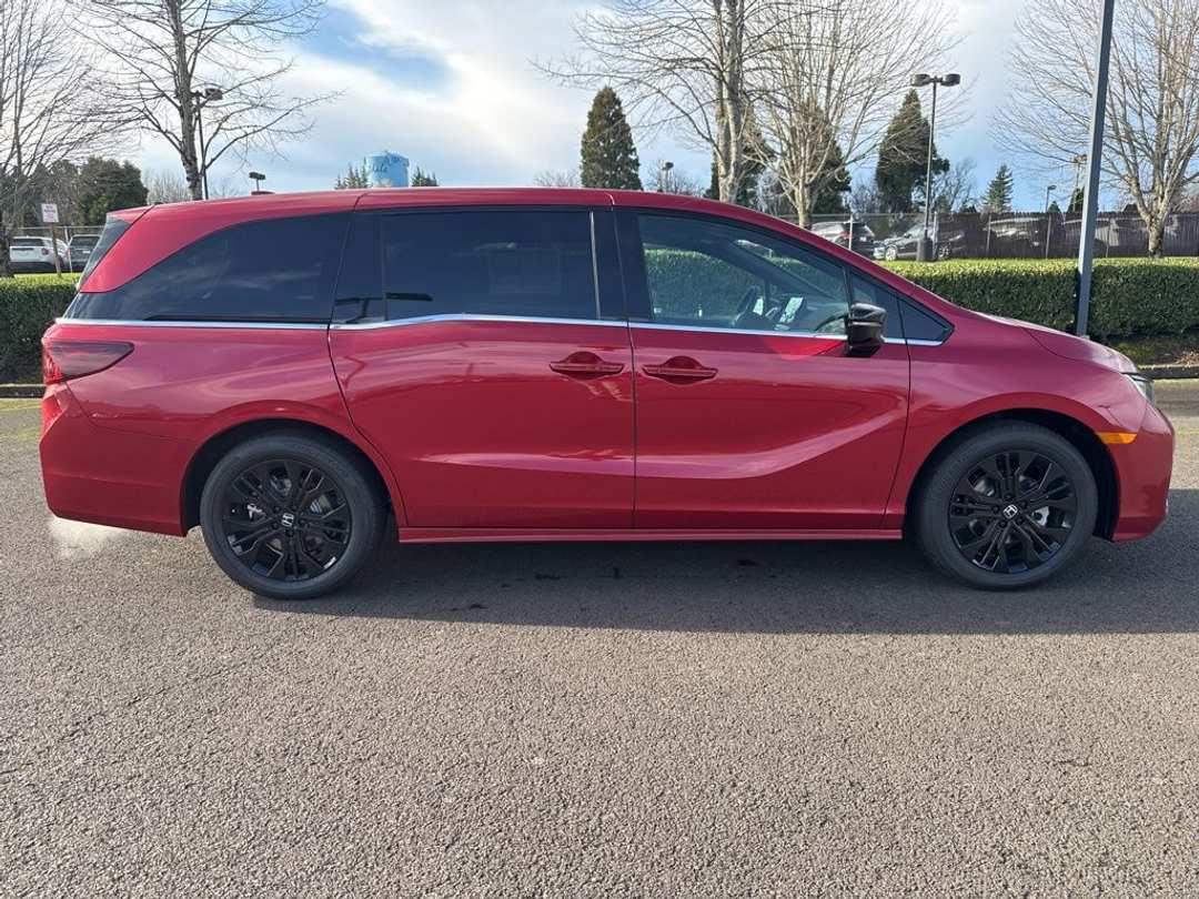 2026 Honda Odyssey SportL - Image 2