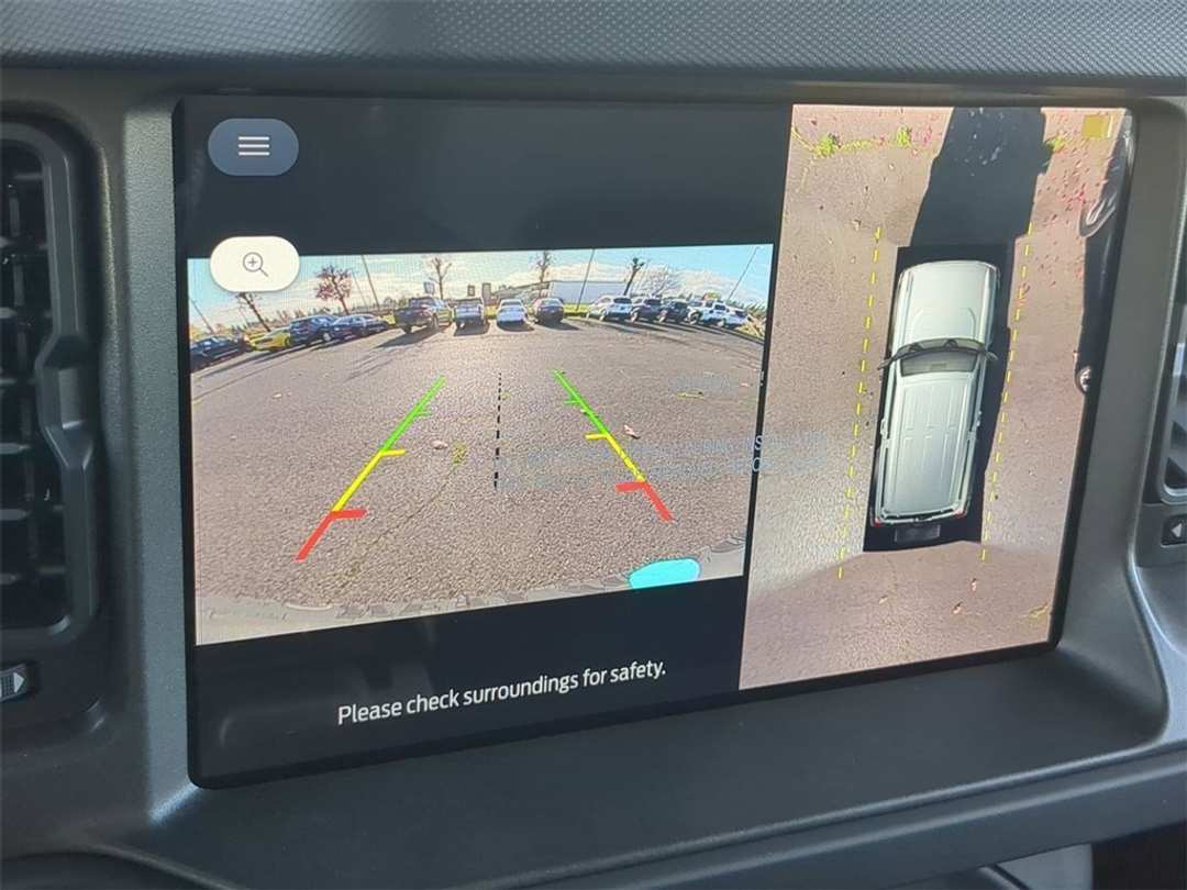 2025 Ford Bronco Badlands - Image 18